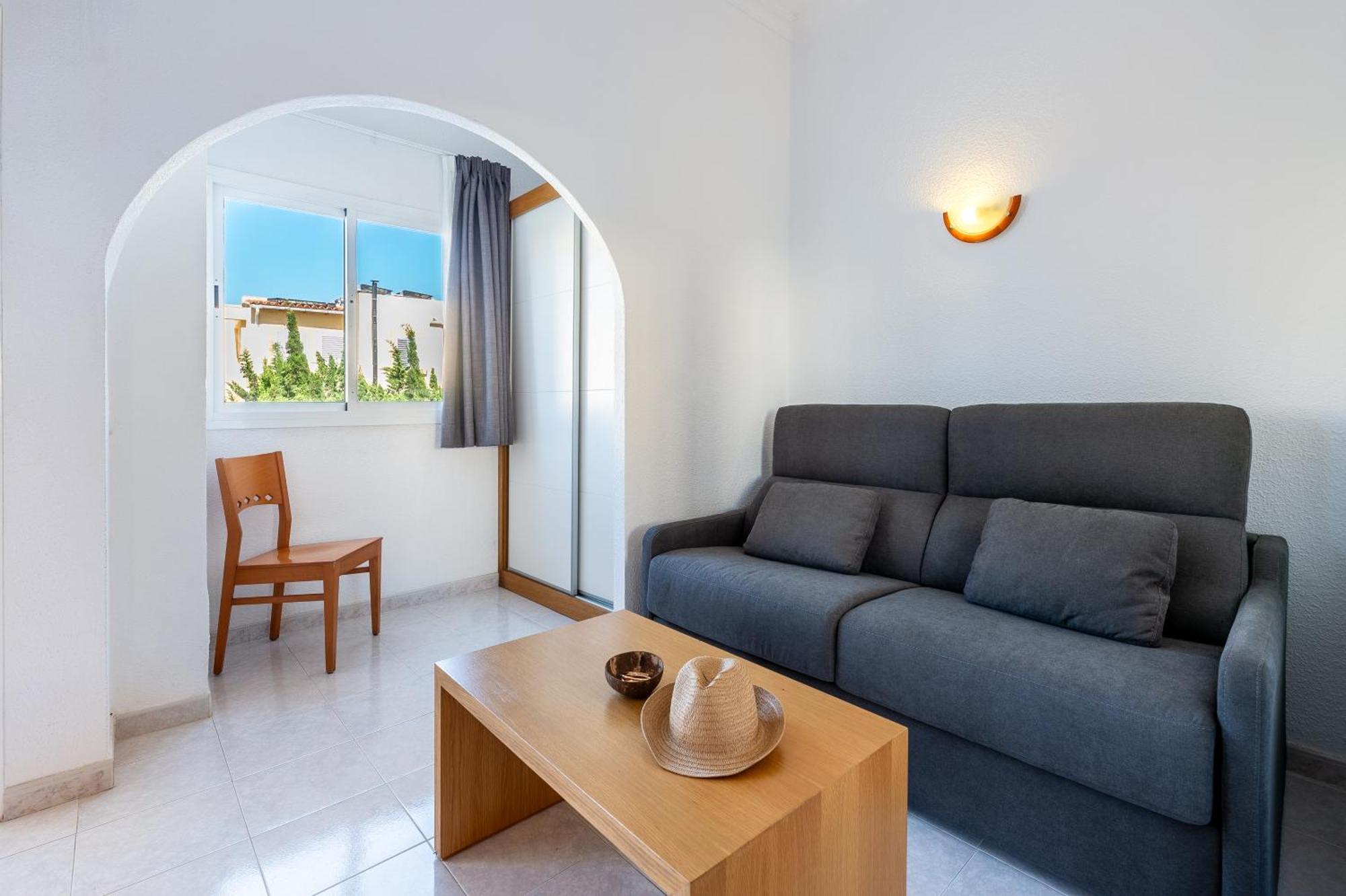 Hotel Apartamentos Vibra San Marino Sant Antoni de Portmany Екстериор снимка